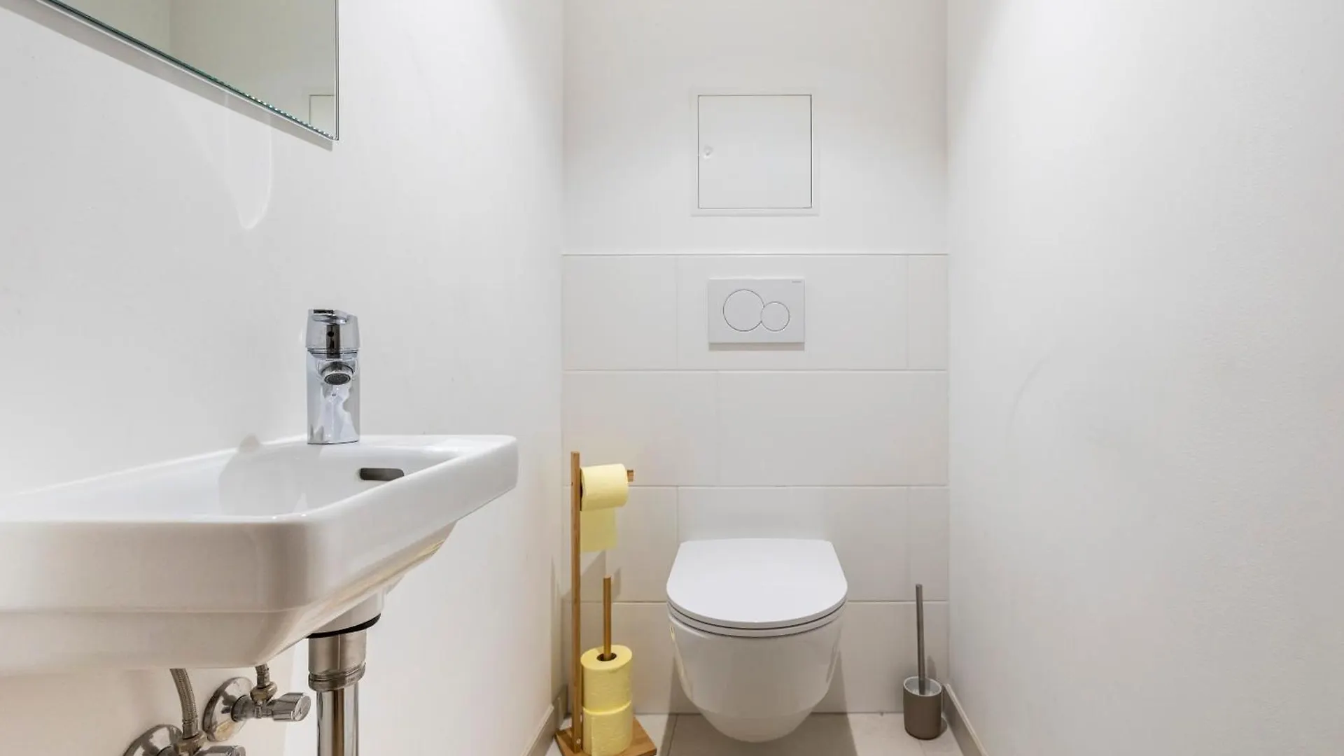 Central Station Loft - Amazing View In City Center - Jupihome Vienna 0*,  Austria