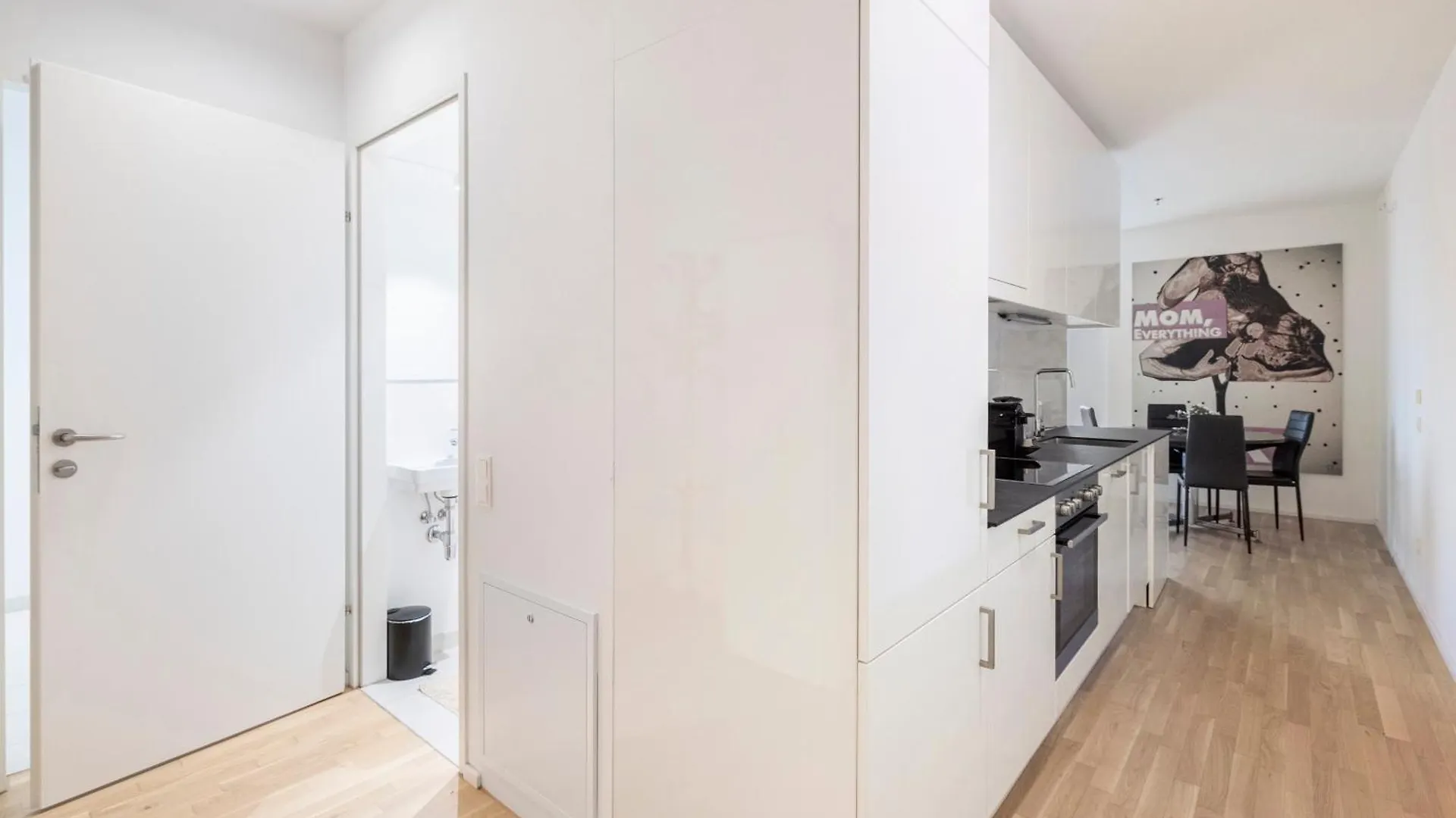 Central Station Loft - Amazing View In City Center - Jupihome Vienna