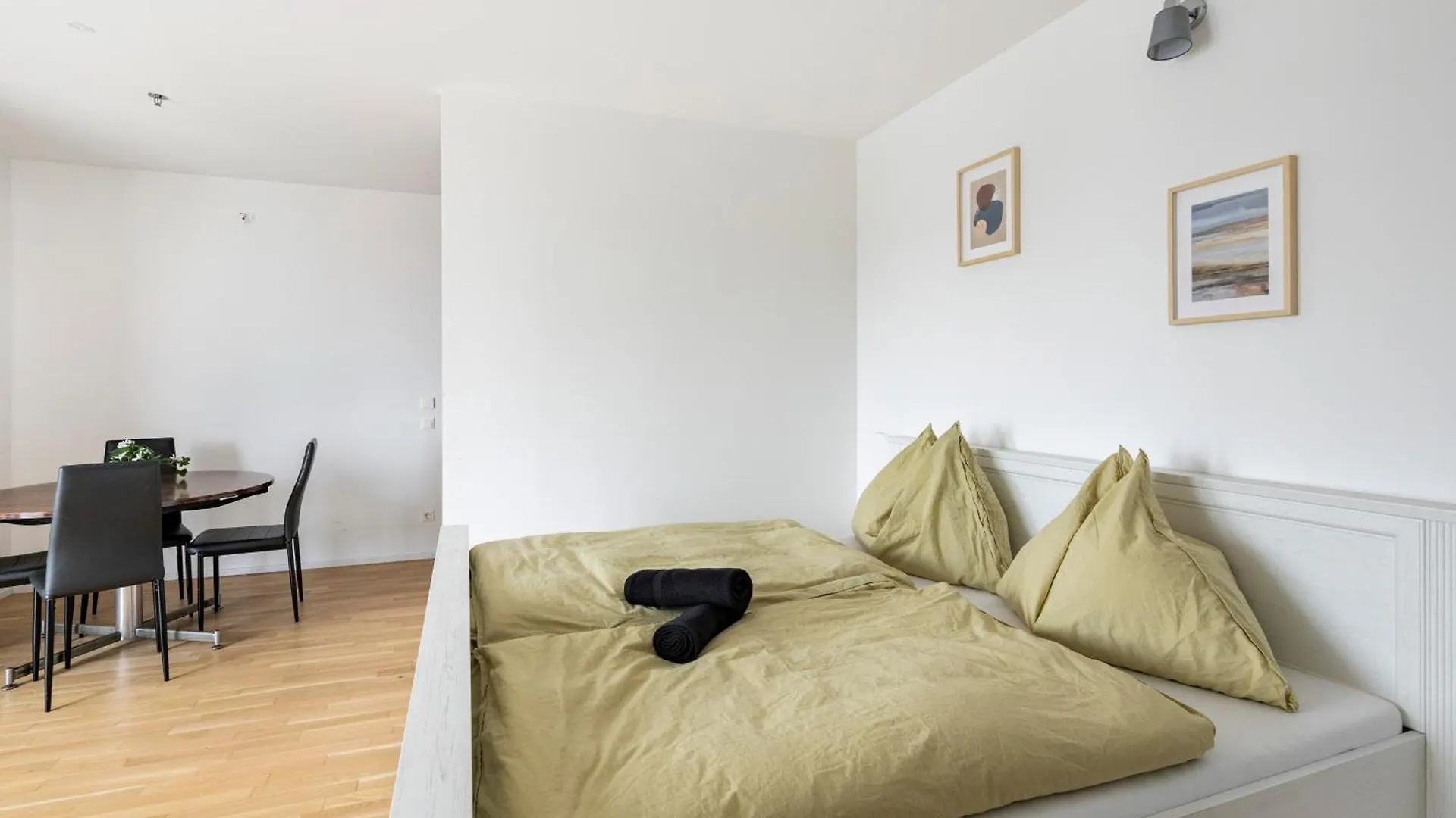 Central Station Loft - Amazing View In City Center - Jupihome Vienna